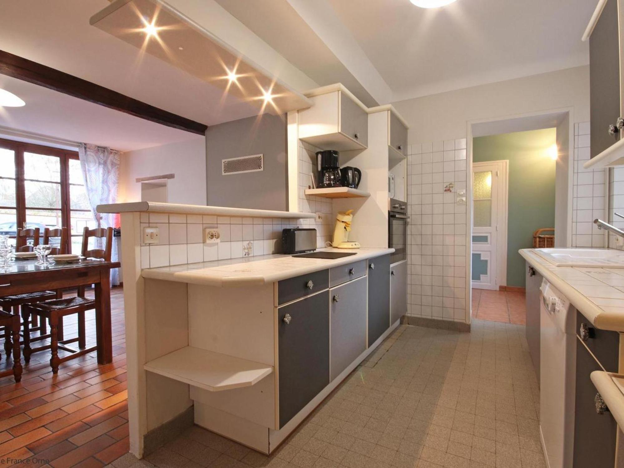 Maison Percheronne Spacieuse Avec Billard, Babyfoot, Et Jardin Clos, Animaux Bienvenus ! - Fr-1-497-65 La Mesniere Exteriör bild